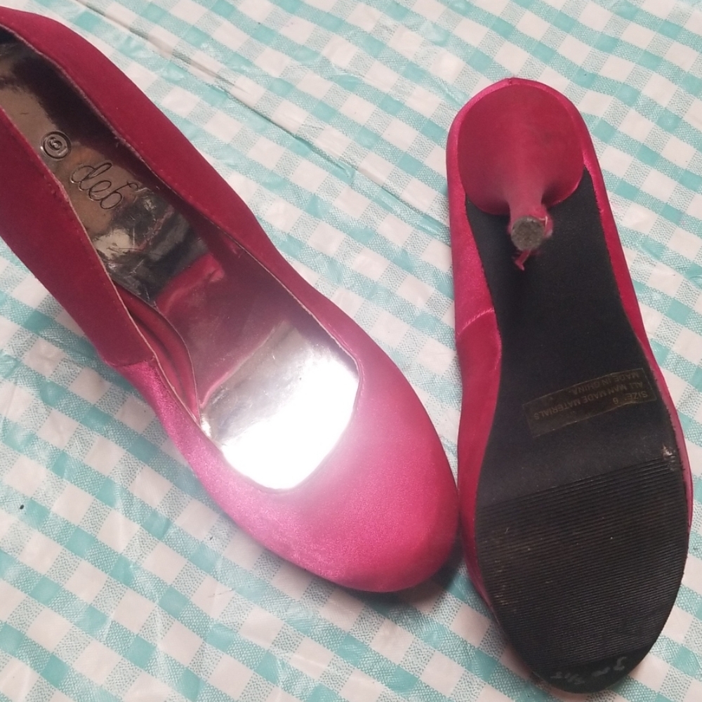 Heels - Picture 2 of 2